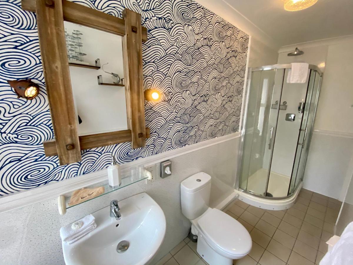 Sunny Bank Guest House Tenby Esterno foto