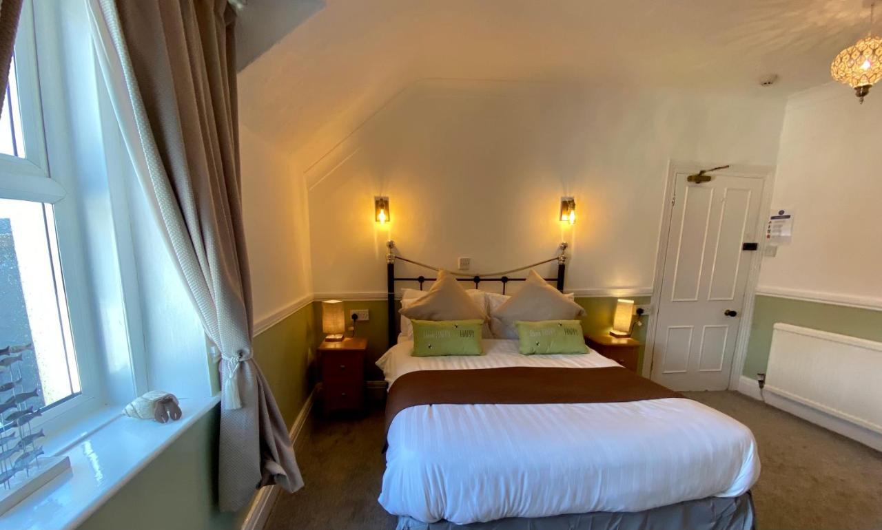 Sunny Bank Guest House Tenby Esterno foto